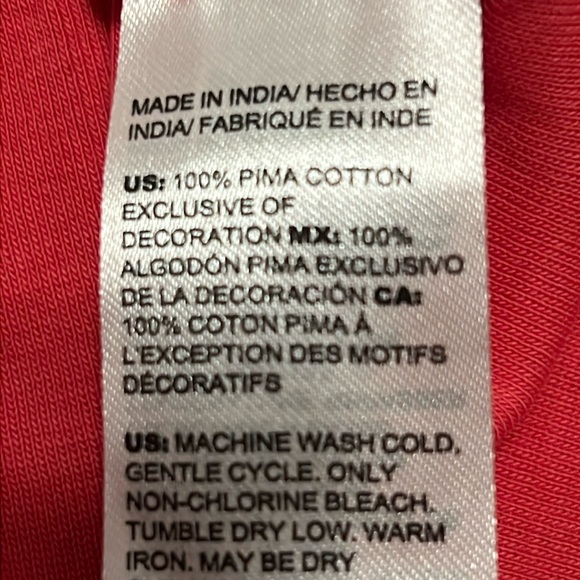 Chico’s size 2 short cuffed sleeve pink tunic with a beading design on shoulders - Picture 4 of 5